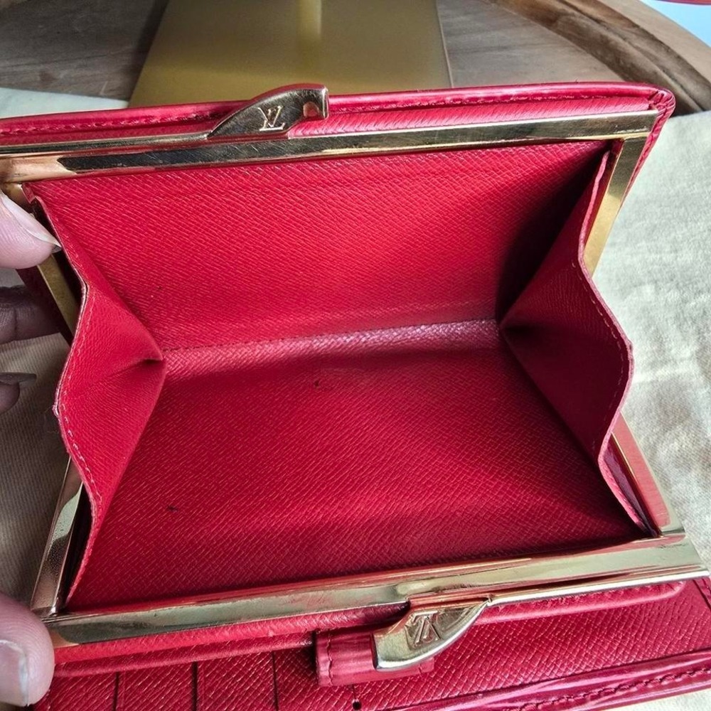 Red Louis Vuitton Epi leather bag and wallet set - Picture 4 of 8